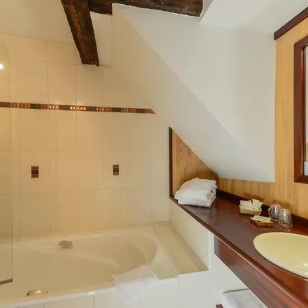 Hameau Les Grandes Roches